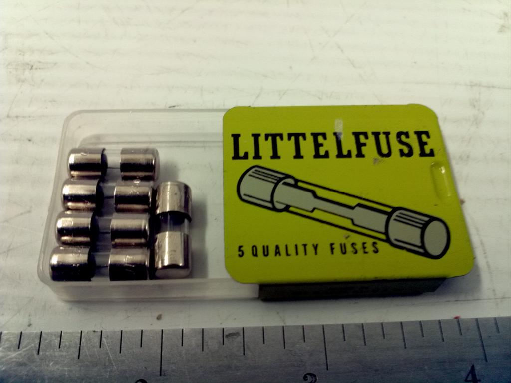 Littelfuse 1AG 10A Fuse, Box Of 5 - Plugs Wires And Cables - BMI Surplus